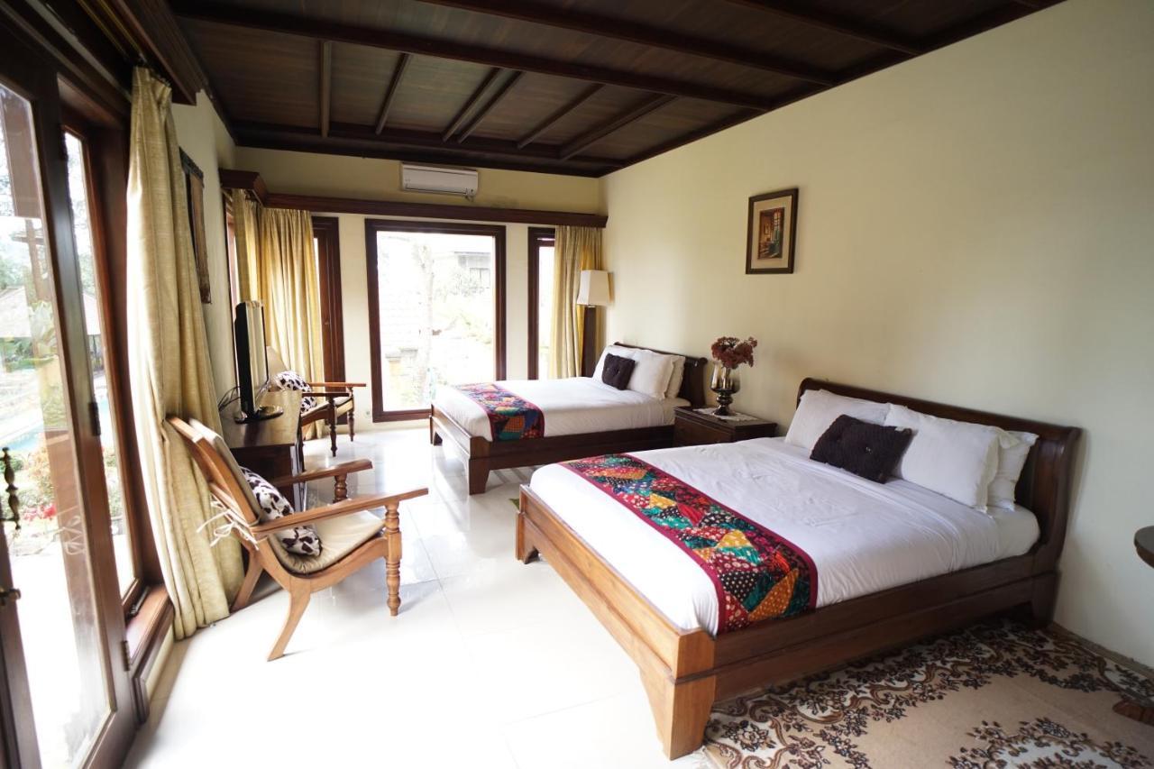 Balinese Villa In Berastagi Εξωτερικό φωτογραφία