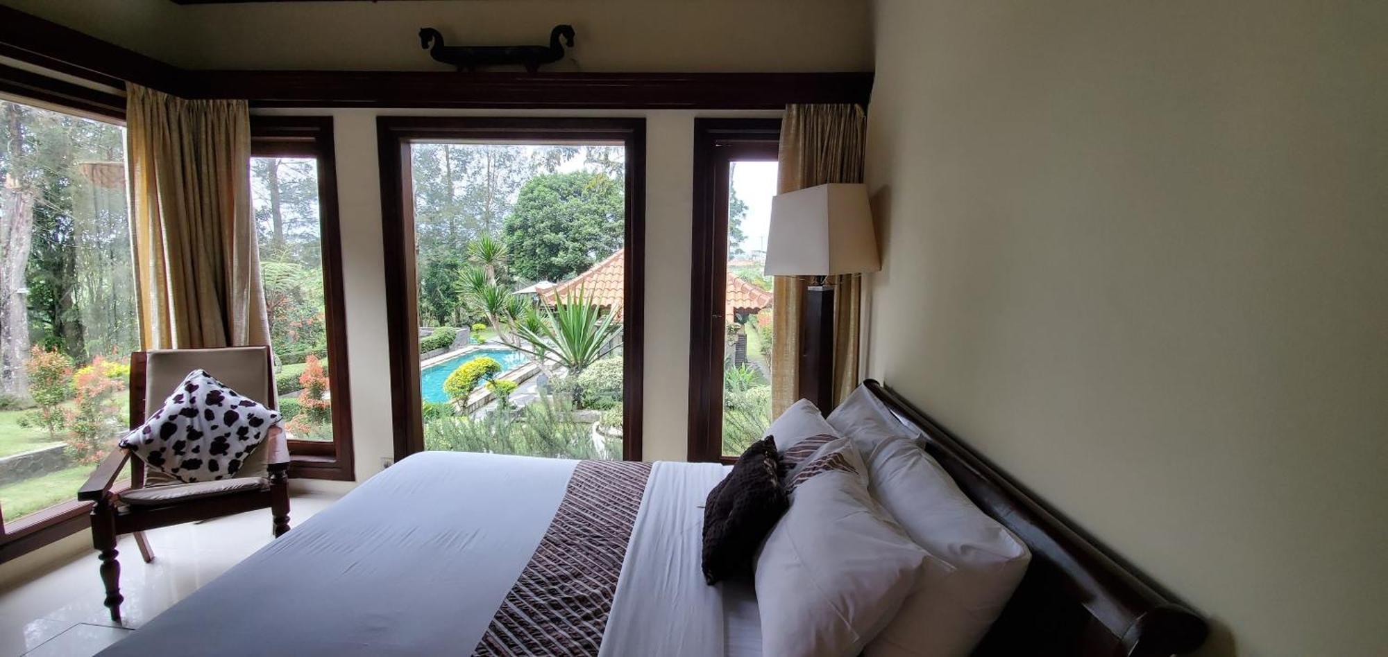 Balinese Villa In Berastagi Εξωτερικό φωτογραφία
